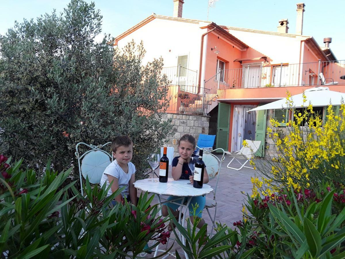 Villa Rossana Sassofortino Екстериор снимка